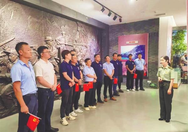 中鐵九局一公司西南區域黨工委開展主題黨日活動圖片1